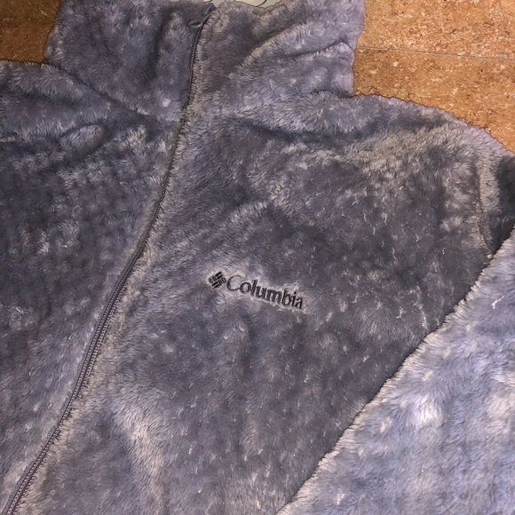 Gray Columbia Sherpa Jacket! 🧥 - Picture 3 of 4